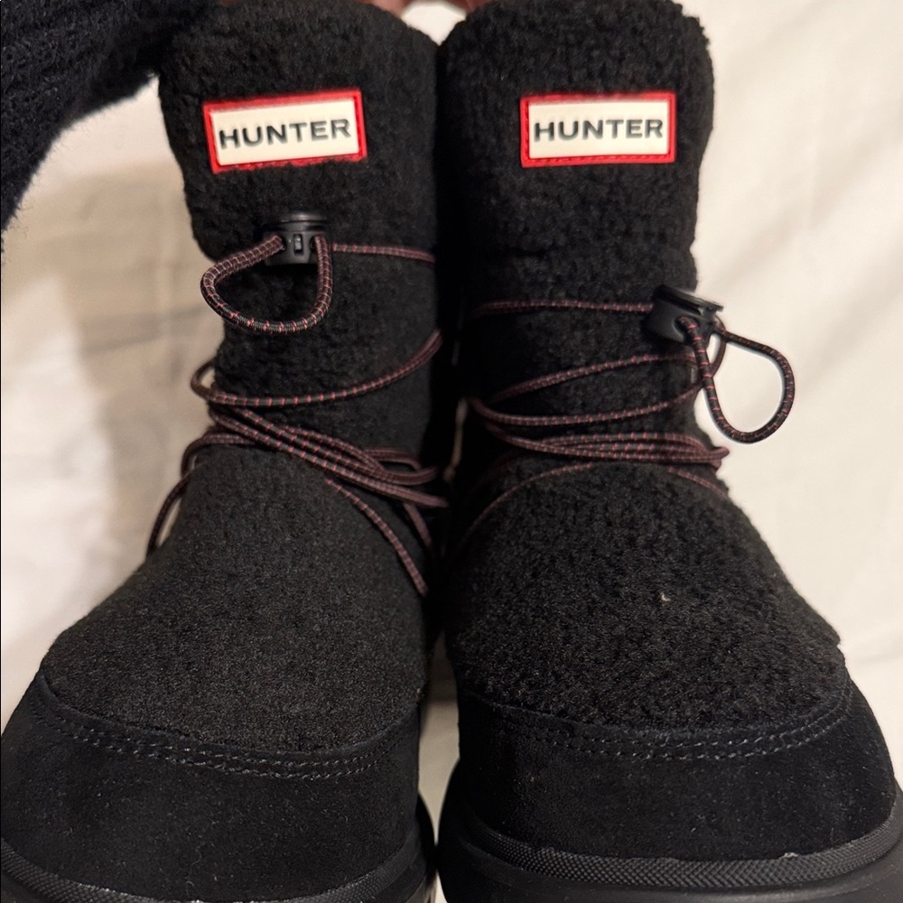 Hunter Black Fleece Footwear